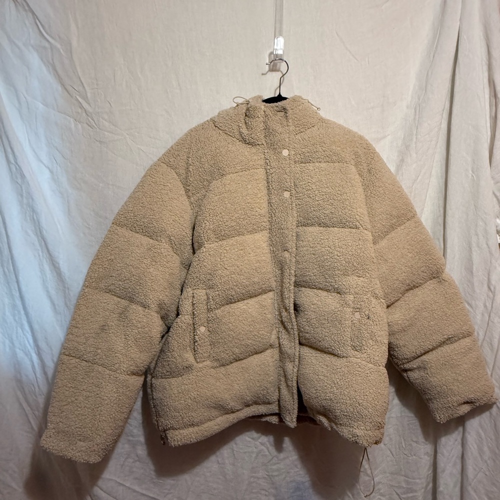 Good American Tan Teddy Puffer